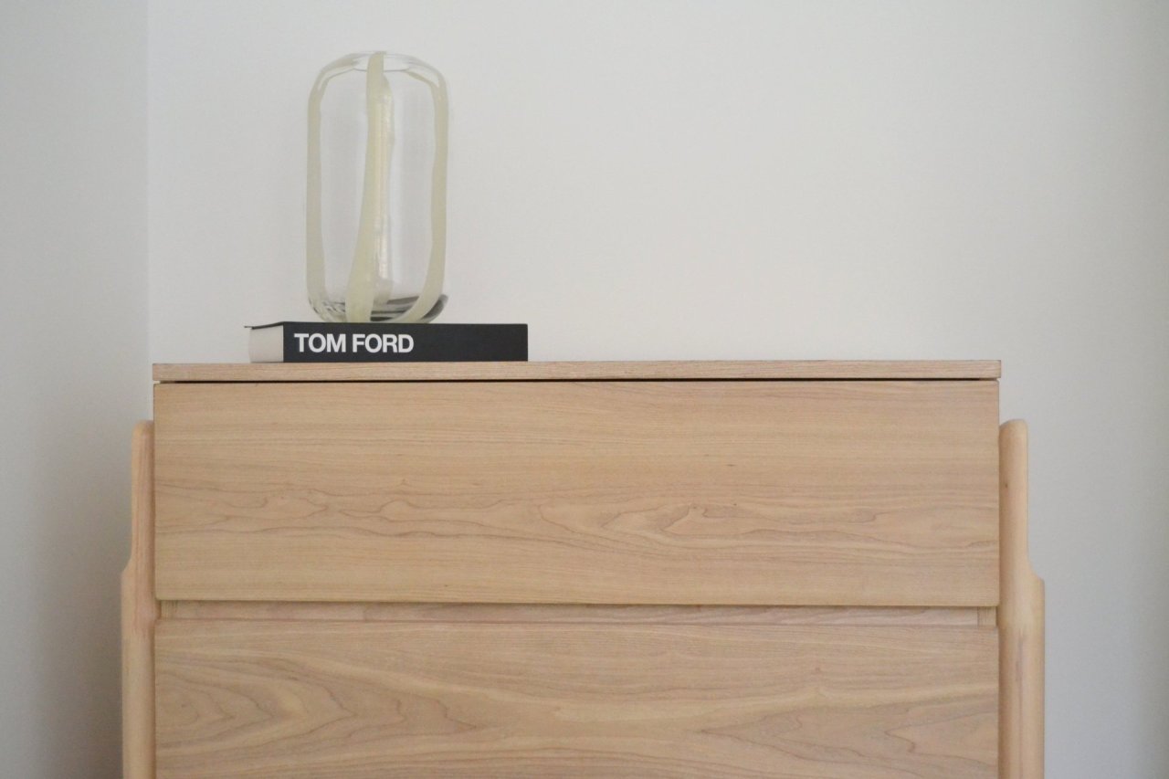 Whisper Oak White Wash Chest - Image 4
