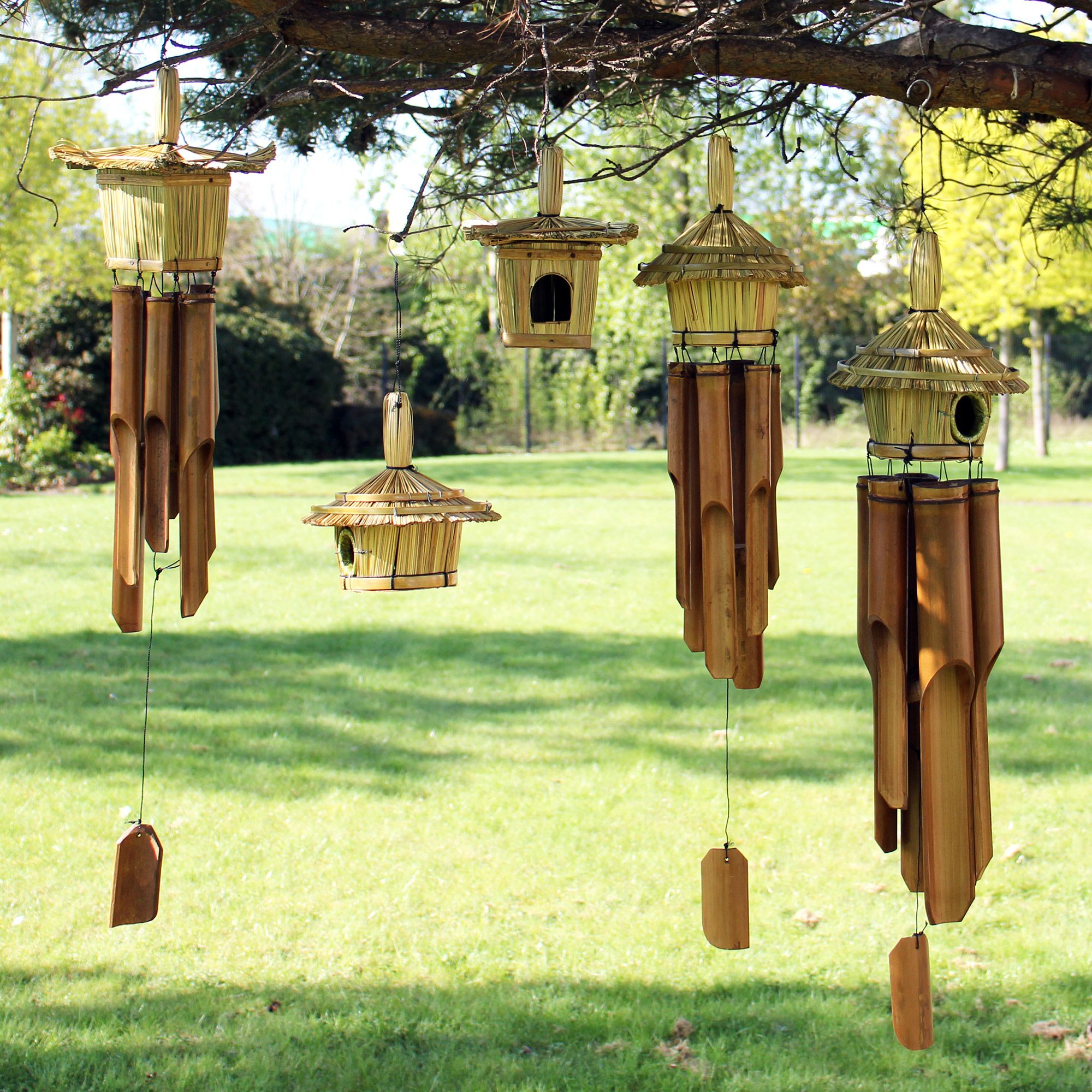 Round Seagrass Bird Box with Chimes - Image 6