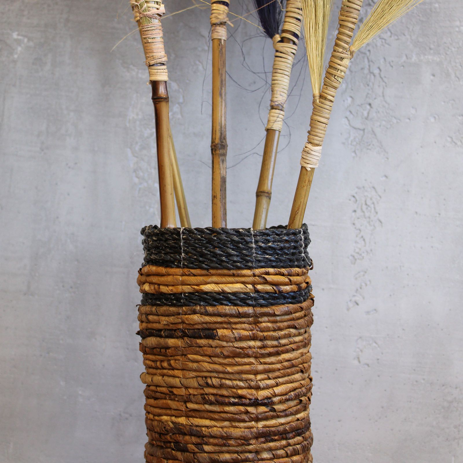 Banana Leaf Set - 2 Vase & 2 Bins - Image 3
