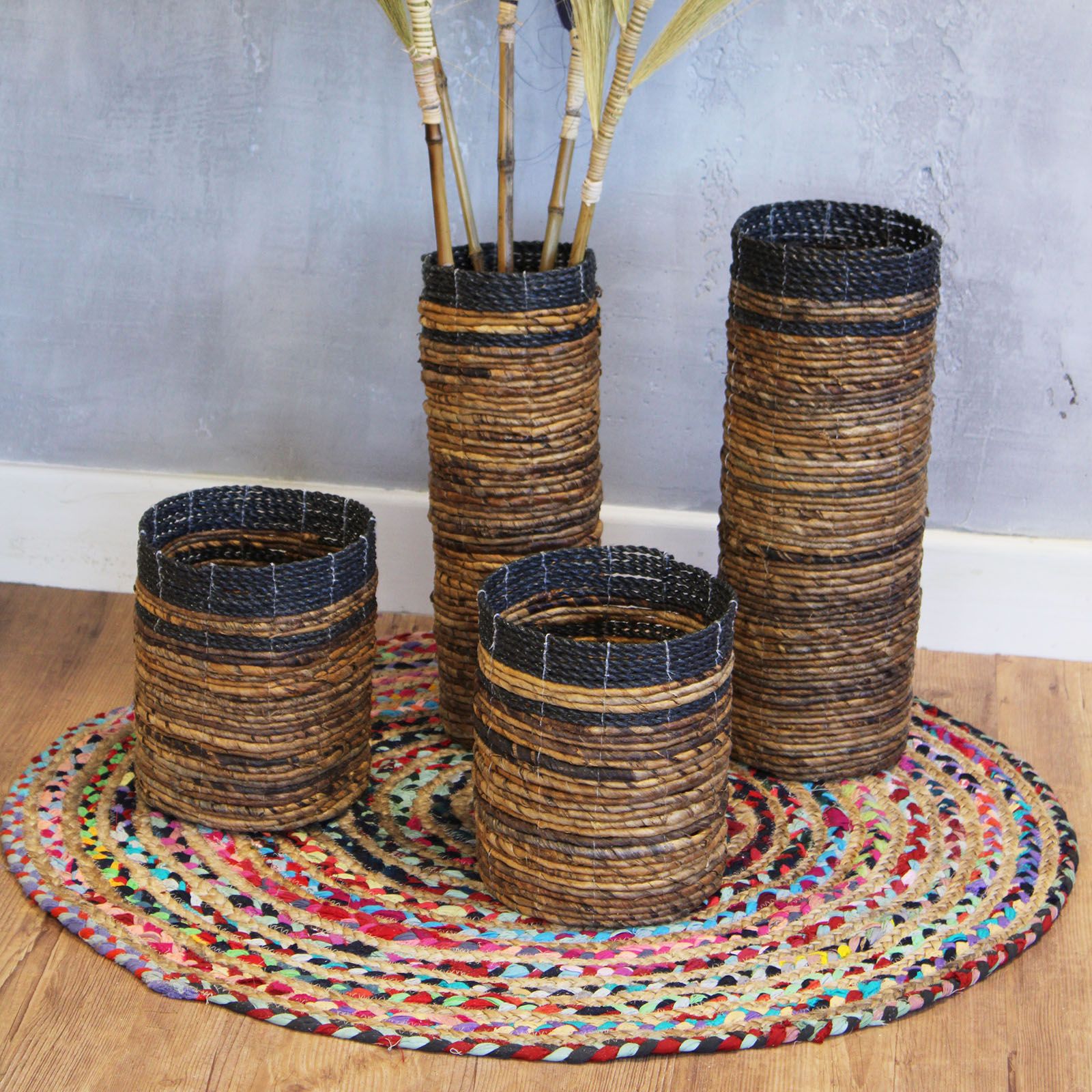 Banana Leaf Set - 2 Vase & 2 Bins - Image 2