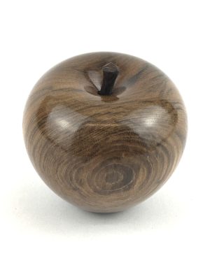 English walnut apple